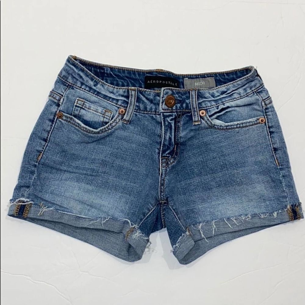 Aeropostale Denim Blue Cuff Midi Jean Shorts 000
